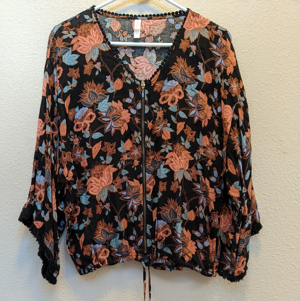 Xhilaration Floral Zip-up Wide Fringe Sleeve Blouse